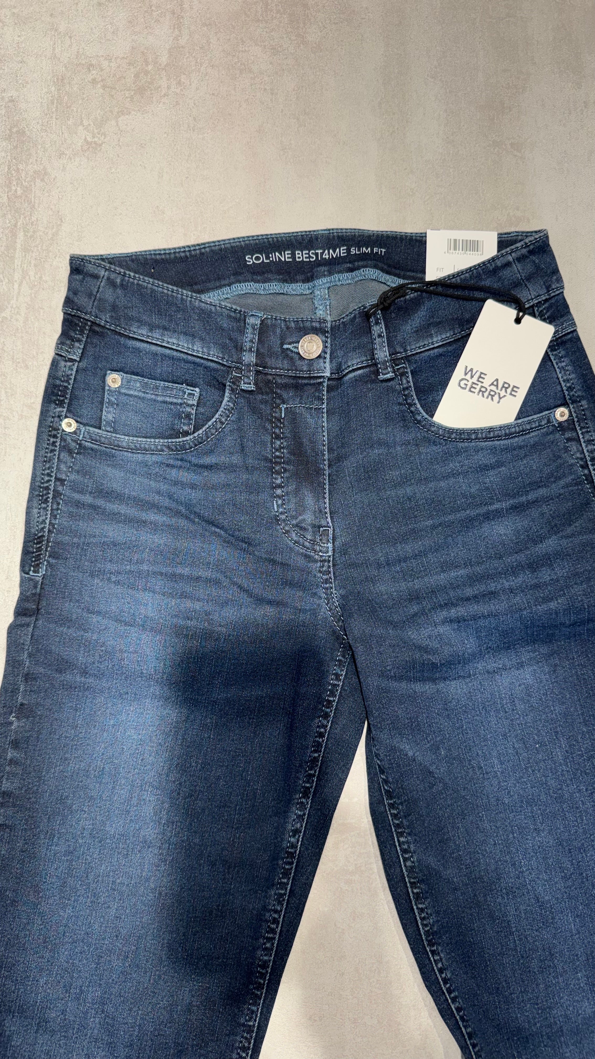 Slim Fit