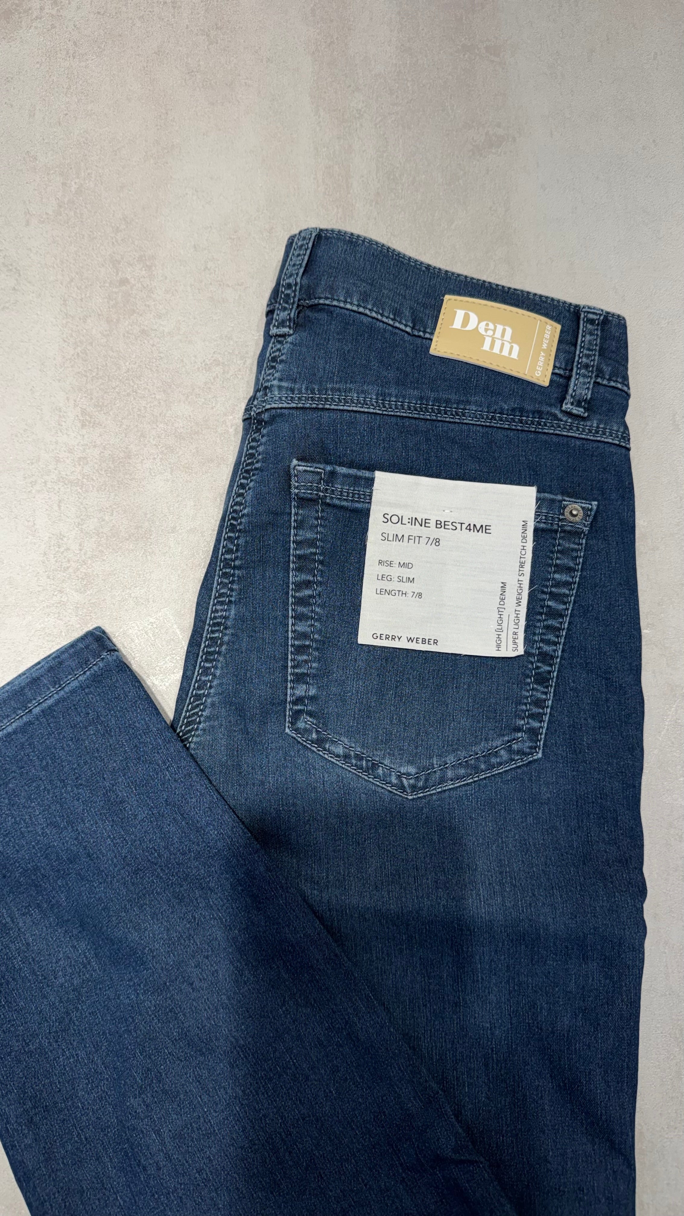 Slim Fit